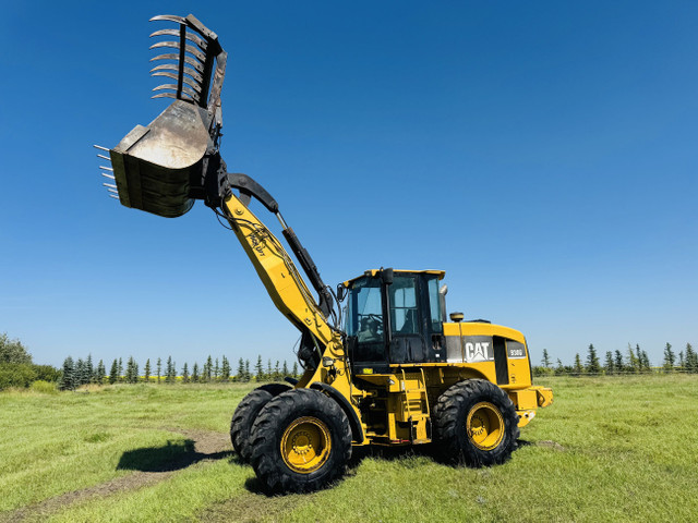 2007 CAT 930G HIGH LIFT  in Heavy Equipment in Calgary - Image 2