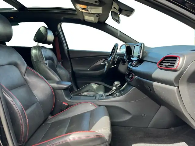 2018 Hyundai Elantra GT Sport DCT in Cars & Trucks in Calgary - Image 15