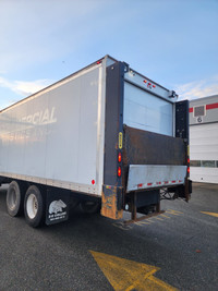 Ryder Stock ID: 531983 Transmission Type/Speed: AUTO 5 Engine: DIESEL ISL'13 300/2000 Horse Power: 3... (image 7)