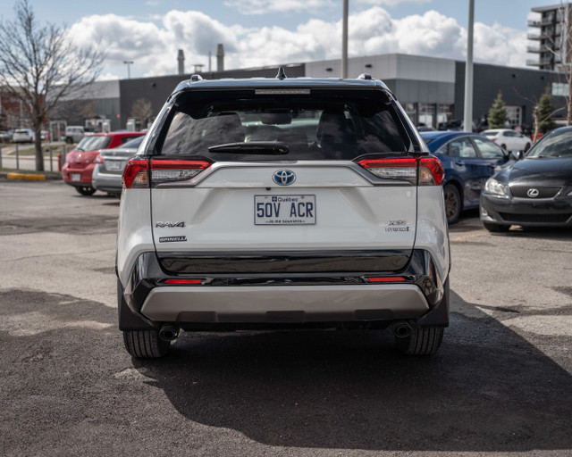 2023 Toyota RAV4 Hybrid XSE + Tech. Pack UN PROPRIÉTAIRE/JAMAIS  in Cars & Trucks in City of Montréal - Image 3