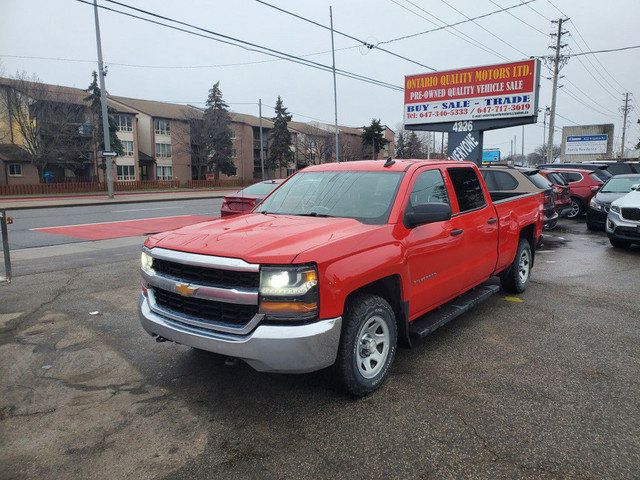 2017 Chevrolet Silverado 1500 4WD Crew Cab in Cars & Trucks in Mississauga / Peel Region