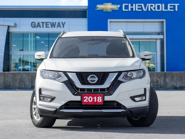 2018 Nissan Rogue SV AS-IS condition needs rear brakes, front... in Cars & Trucks in Mississauga / Peel Region - Image 2