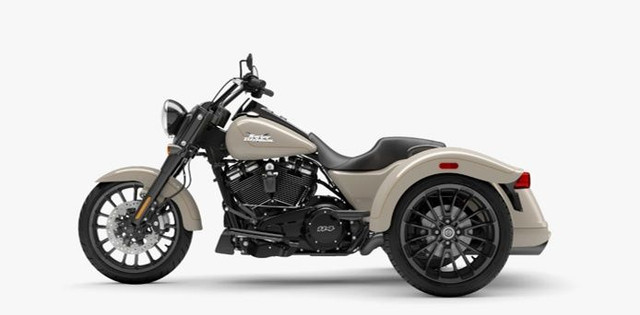 2023 Harley-Davidson FLRT FREEWHEELER in Street, Cruisers & Choppers in Longueuil / South Shore - Image 3