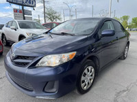 2013 Toyota Corolla LE manuelle sièges chauffants prie USB et aux pour la musique avec Bluetooth bon... (image 9)