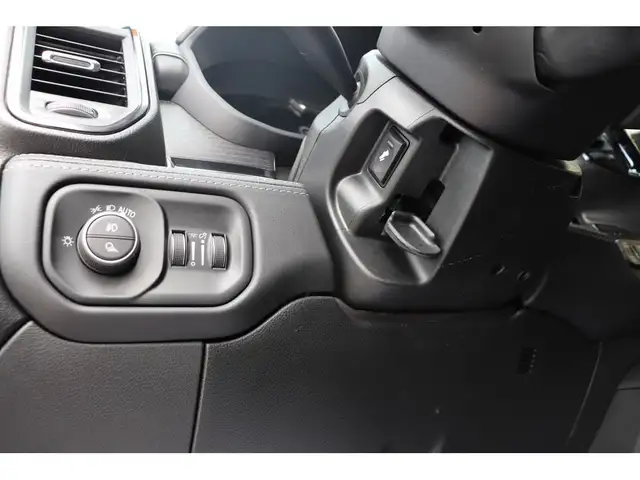 2024 Dodge Ram 3500 LIMITED MEGA DUALLY, CUMMINS/AISIN, LOADED/A in Cars & Trucks in Winnipeg - Image 16