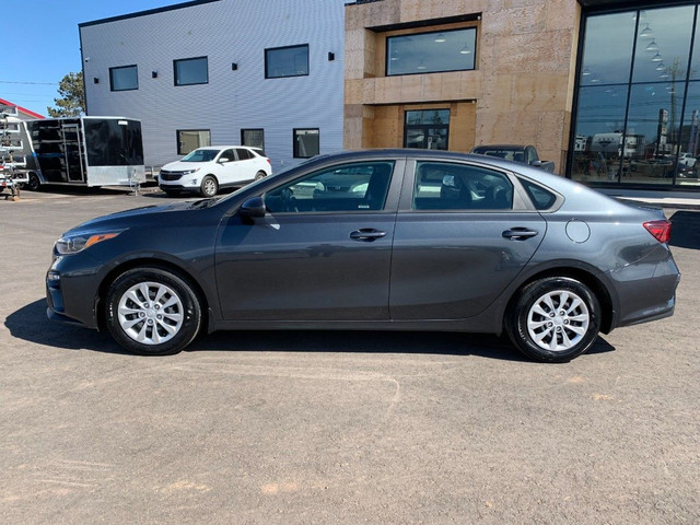 2019 Kia Forte LX dans Autos et camions  à Charlottetown - Image 2