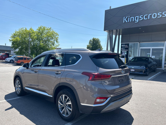2020 Hyundai Santa Fe Preferred 2.4 w/Sun & Leather Package P... in Cars & Trucks in City of Toronto - Image 3