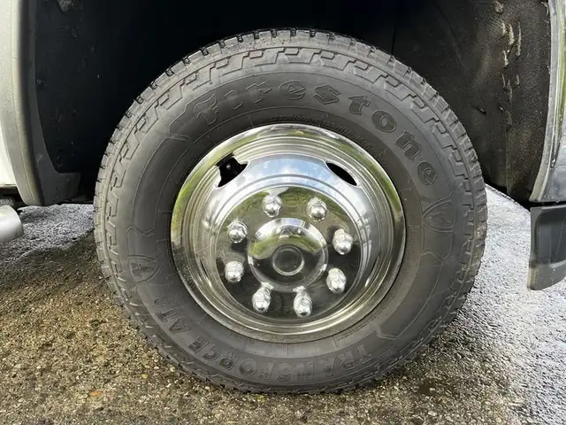 2017 gmc Sierra 3500HD 9 Foot Flat Deck 4WD in Heavy Trucks in Richmond - Image 40