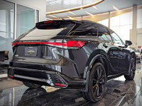 Comes equipped with: Power Trunk, Heated Mirrors, Power Mirrors, Sunroof , Load Bearing Exterior Rac... (image 4)