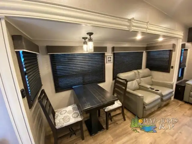 2021 Jayco Eagle 321RSTS in Travel Trailers & Campers in Truro - Image 7