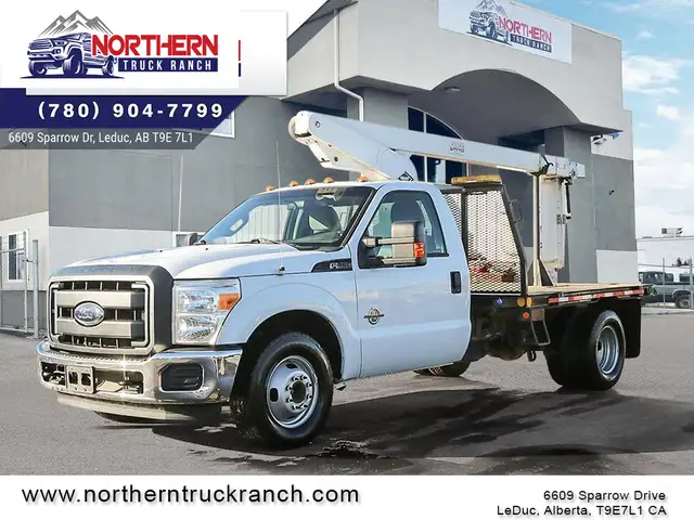 2012 Ford F-350 Chassis XL REGULAR CAB POWER STROKE DIESEL BU... dans Autos et camions dans Ville d’Edmonton - Image 2