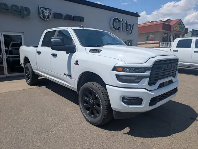 2025 RAM 3500 Big Horn 4x4 Crew Cab 6'4 in Cars & Trucks in Medicine Hat - Image 11