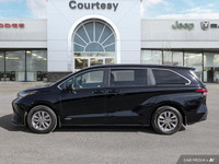 Recent Arrival! 3rd row seats: split-bench, Active Cruise Control, Apple CarPlay/Android Auto, Compa... (image 2)