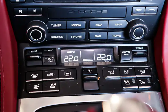2022 Porsche Boxster AUTOMATIQUE + RWD + AUDIO BOSE + GPS + CARP in Cars & Trucks in Laval / North Shore - Image 27
