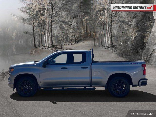 2023 Chevrolet Silverado 1500 Custom in Cars & Trucks in Hamilton - Image 2