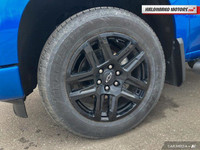 Engine: Gas V8 5.3L L/100Km City: 15.8 L/100Km Hwy: 13.2 Safety Equipment Daytime Running Lamps with... (image 8)