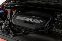 Francais: * Édition M Sport * Freins Standard * Ensemble M Sport * Volant en cuir M * Ensemble aérod... (image 8)