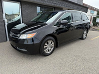 2014 Honda Odyssey SE – Well-Serviced, Brand New Tires, Family-Ready! This 2014 Honda Odyssey SE is... (image 6)