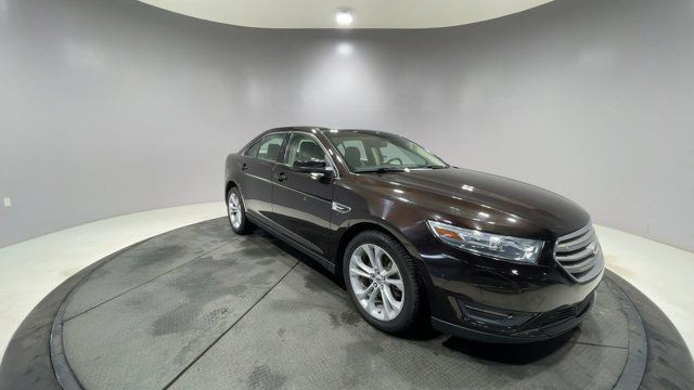 2013 Ford Taurus SEL - CLEAN CARFAX in Cars & Trucks in Strathcona County - Image 2