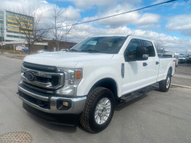  2022 Ford F-250 XLT Crew Cab Long Box 4WD in Cars & Trucks in City of Toronto - Image 3
