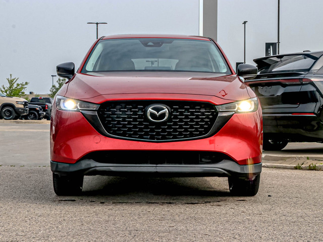 2022 Mazda CX-5 Kuro Edition AWD | Apple CarPlay | Sunroof |... in Cars & Trucks in London - Image 2