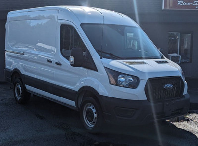 2021 Ford Transit fourgon utilitaire T-250