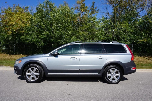  2009 Volvo XC70 1 OWNER / NO ACCIDENTS / STUNNING COMBO / T6 AW in Cars & Trucks in Mississauga / Peel Region