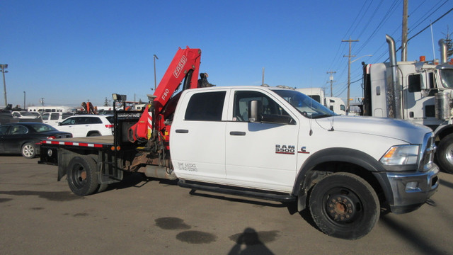2014 Dodge RAM 5500 SLT CREW CAB WITH FASSI F80 BOOM CRANE in Heavy Equipment in Vancouver - Image 4