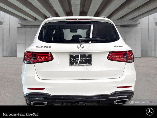 2022 Mercedes-Benz GLC 300 4MATIC SUV | Premium Package in Cars & Trucks in Longueuil / South Shore - Image 4