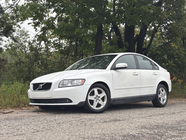2009 Volvo S40 2.4L - Certified in Cars & Trucks in Barrie - Image 3
