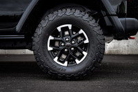 Low Mileage, 17" Aluminum Wheels, Safety Group, Technology Group, Dual Top Group! 6 LOCATIONS KINGST... (image 7)