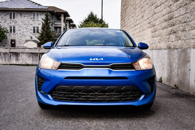 2022 Kia Rio 5-door LX+ • HEATED SEATS • REAR CAM • CP/AA in Cars & Trucks in Cornwall - Image 4
