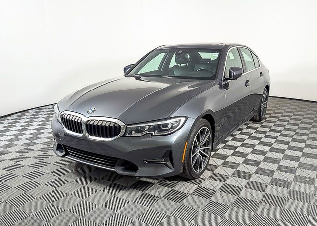 2022 BMW 330 i xDrive in Cars & Trucks in Calgary - Image 2