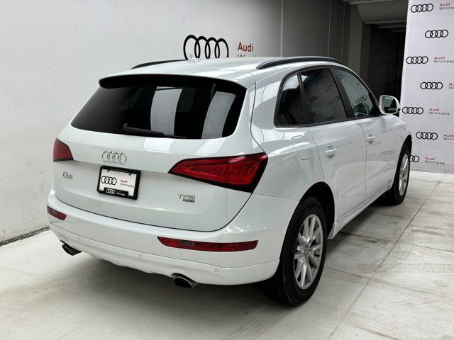 2014 Audi Q5 2.0L Komfort | Leather | Power Tailgate in Cars & Trucks in Winnipeg - Image 4