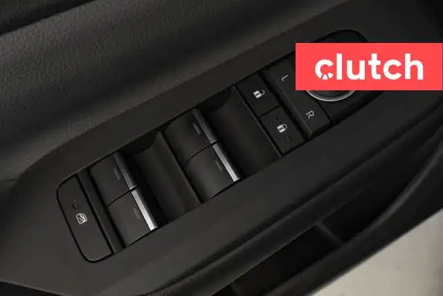 2023 Toyota Prius Limited AWD w/ Sunroof, Apple CarPlay, Rear Vi in Cars & Trucks in Bedford - Image 29