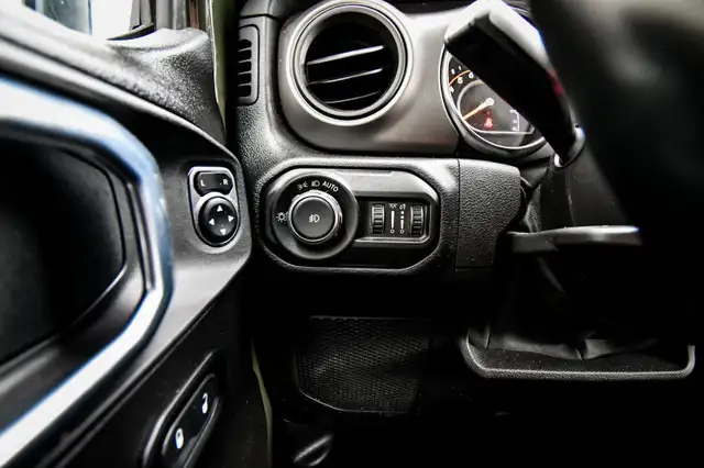 2021 Jeep Wrangler Sport S - Aluminum Wheels in Cars & Trucks in Kingston - Image 12
