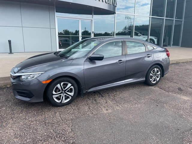 2018 Honda Civic LX AUTO WITH A/C in Cars & Trucks in Pembroke - Image 3