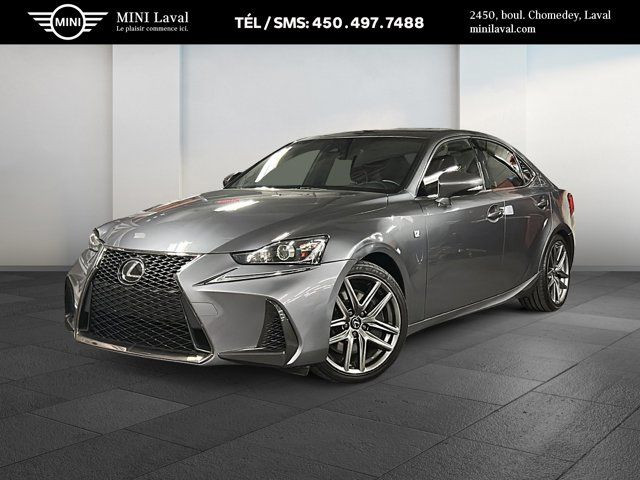 2019 Lexus IS 300 dans Autos et camions  à Laval/Rive Nord - Image 3