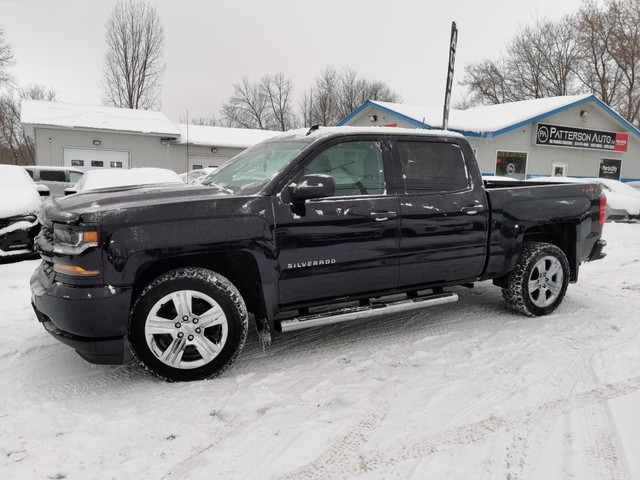 2018 Chevrolet Silverado 1500 Custom 4X4 in Cars & Trucks in Belleville