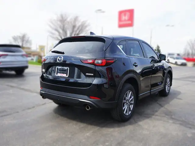 2024 Mazda CX-5 GS | All Wheel Drive | Leather in Cars & Trucks in Hamilton - Image 6