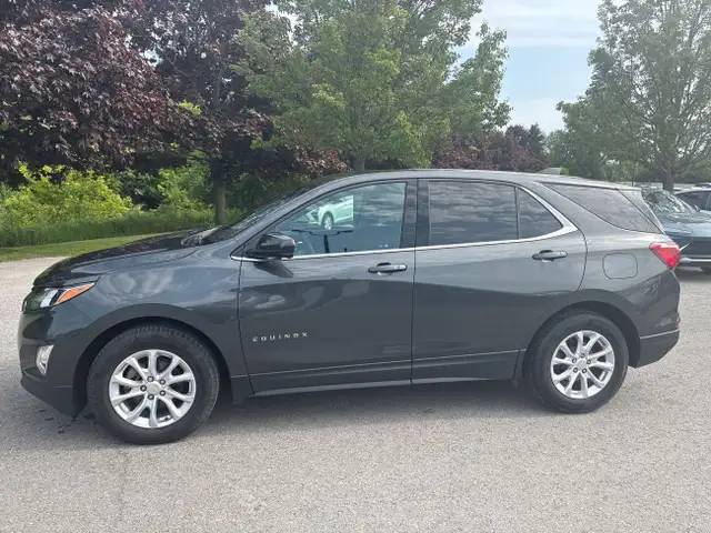 2018 Chevrolet Equinox LT LT + Heated Seats + One Owner dans Autos et camions dans Région d’Oshawa/Durham - Image 5