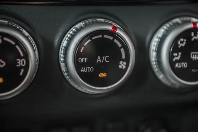 Mitsubishi RVR ES AWC+SIEGES.CHAUFF+CARPLAY+BLUETOOTH+CAM.RECUL  in Cars & Trucks in Laval / North Shore - Image 31