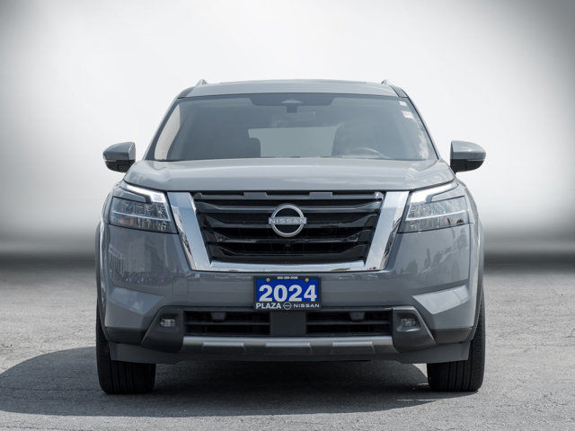 2024 Nissan Pathfinder Platinum | One Owner | Clean Carfax in Cars & Trucks in Hamilton - Image 2