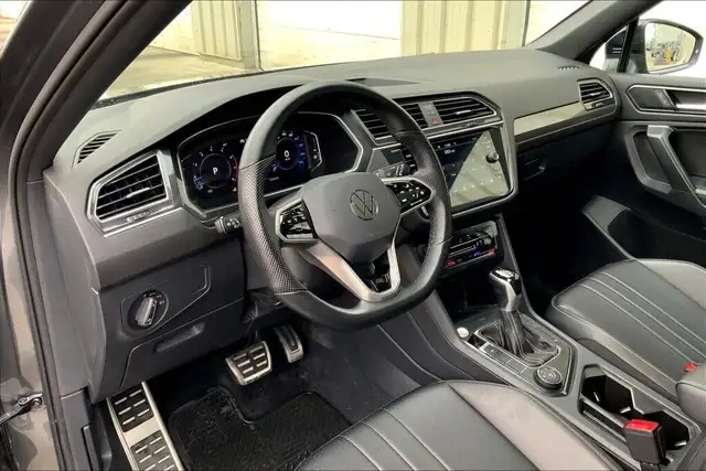 2022 Volkswagen Tiguan COMFORTLINE R-L AWD in Cars & Trucks in Strathcona County - Image 13