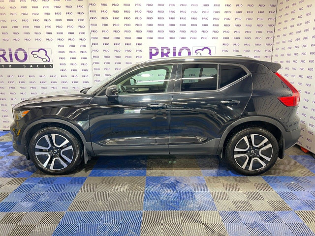 2022 Volvo XC40 in Cars & Trucks in Ottawa - Image 2