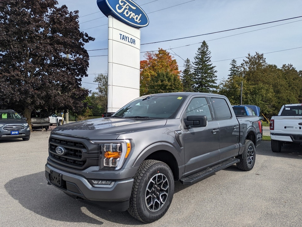  2022 Ford F-150 XLT *302A Sport, 2.7L*