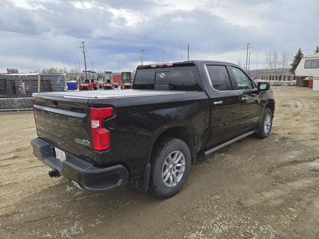 2021 Chevrolet Silverado 1500 in Cars & Trucks in Edmonton - Image 4