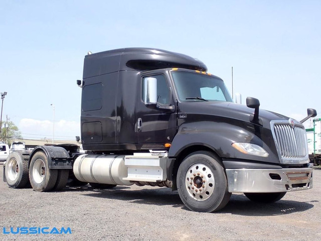 2019 International LT625 in Heavy Trucks in Longueuil / South Shore - Image 2