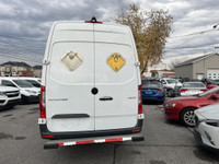 See Dealer Website for Details. 2019 Mercedes-Benz Sprinter fourgonnette utilitaire 4500 TOIT HAUT (image 2)