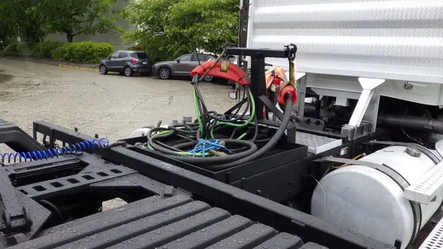 2019 Western Star 4900 SB Cummins X15 Eaton 18 Speed in Heavy Trucks in Delta/Surrey/Langley - Image 24